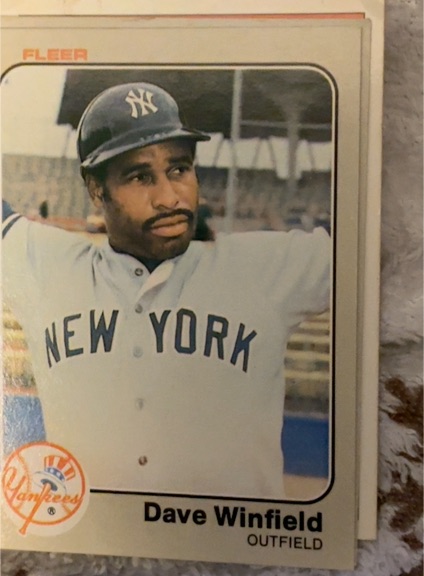 1983 Fleer #398 Dave Winfield — front