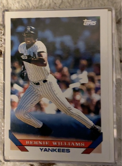 1993 Topps #222 Bernie Williams — front