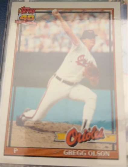 1991 Topps #10 Gregg Olson — front