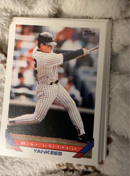 1993 Topps #287 Mike Gallego — front