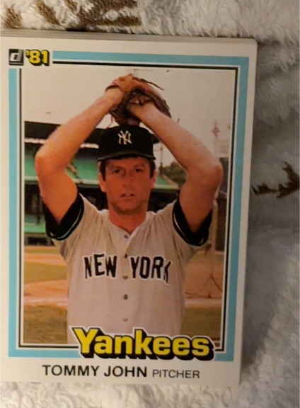 1981 Donruss #107 Tommy John — front