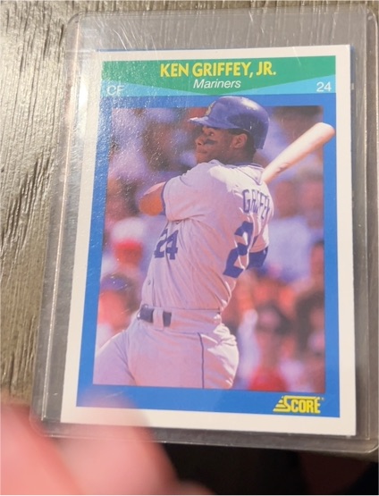 1990 Score #24 Ken Griffey Jr. — front