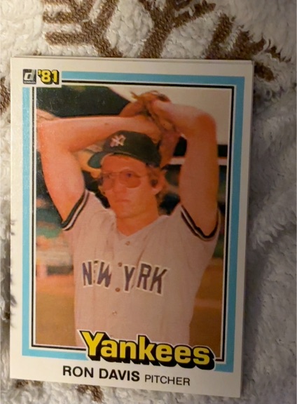 1981 Donruss #467 Ron Davis — front