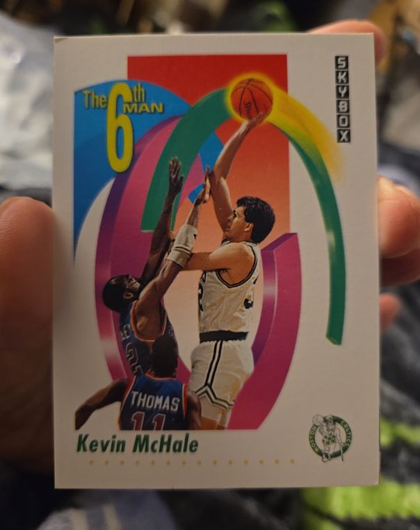 1991-92 Skybox #433 Kevin McHale — front