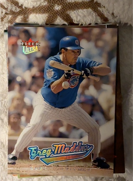 2005 Fleer Ultra #28 Greg Maddux — front