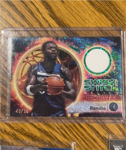 2025-26 Topps #SST-JR Julius Randle Swish and Stitch Relics — front
