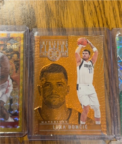 2021-2022 Donruss Elite Orange Parallel #Luka Doncic — front