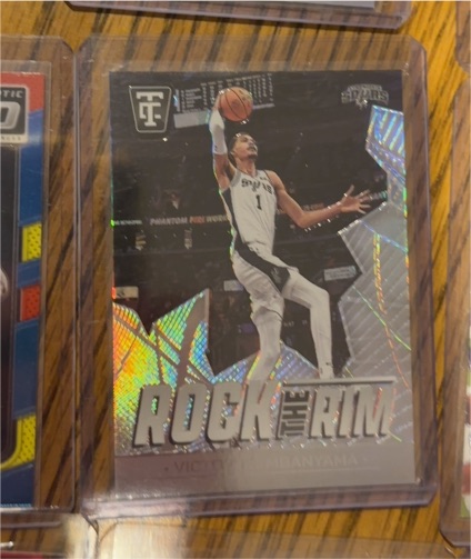 2023-24 Panini Rock the Rim #Victor Wembanyama — front