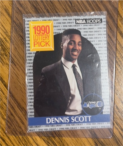 1990-91 NBA Hoops #393 Dennis Scott — front