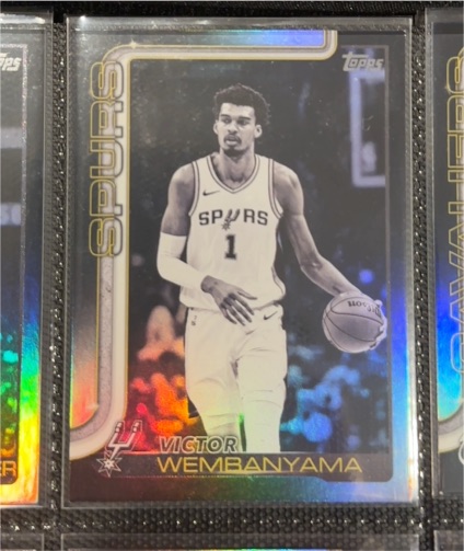 2025-26 Topps #195 Victor Wembanyama — front