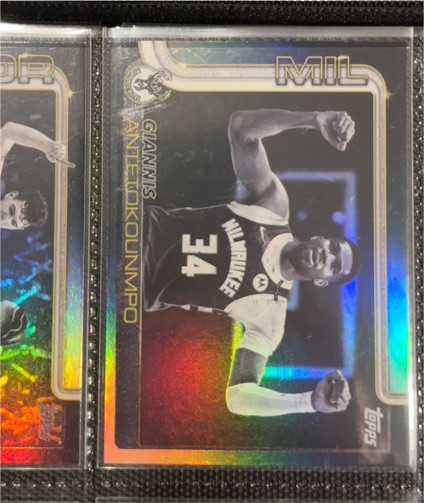 2025-26 Topps #54 Giannis Antetokounmpo Blackout — front