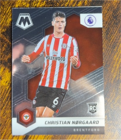 2021-22 Panini Mosaic Premier League #75 Christian Norgaard — front