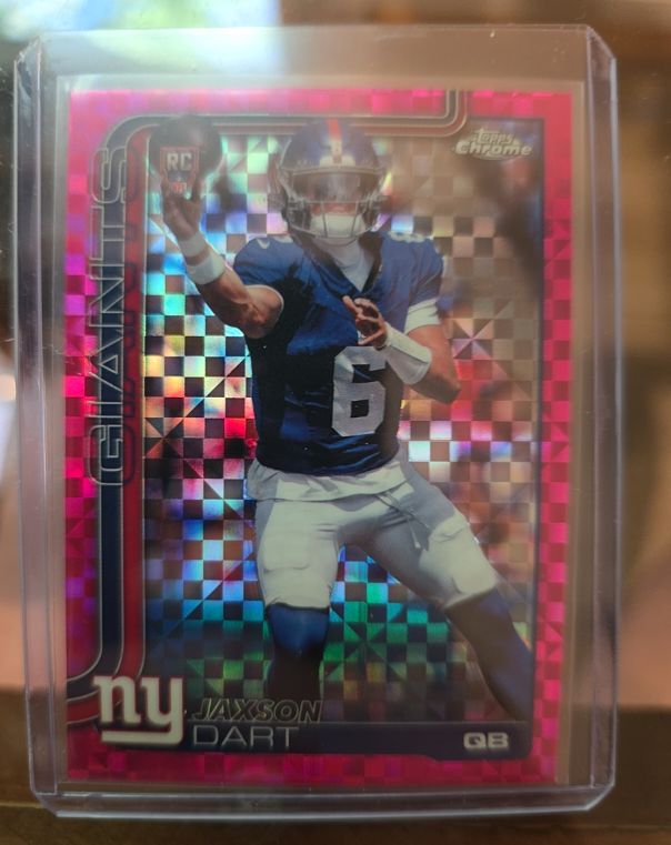 2025 Topps Chrome #306 Jaxson Dart Rookie Pink X-Fractor — front