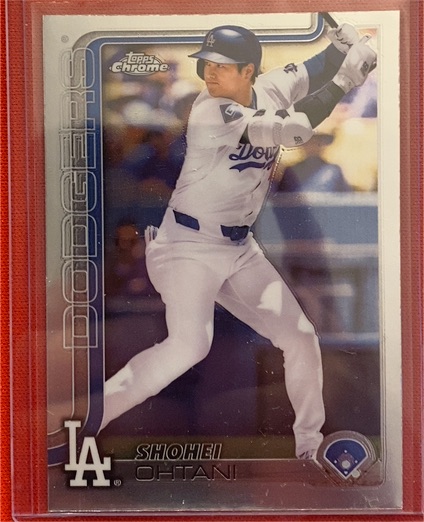 2025 Topps Chrome #1 Shohei Ohtani — front