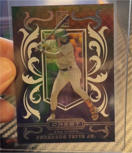 2022 Panini Capstone #C-8 Fernando Tatis Jr. Crest — front