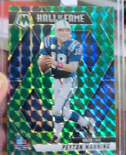 2025 Panini Mosaic Hall of Fame #296 Peyton Manning Green Mosaic Prizm — front