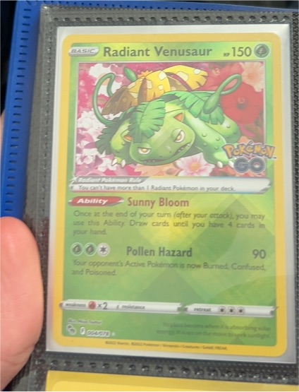 2022 Pokémon GO Radiant Venusaur #004 — front