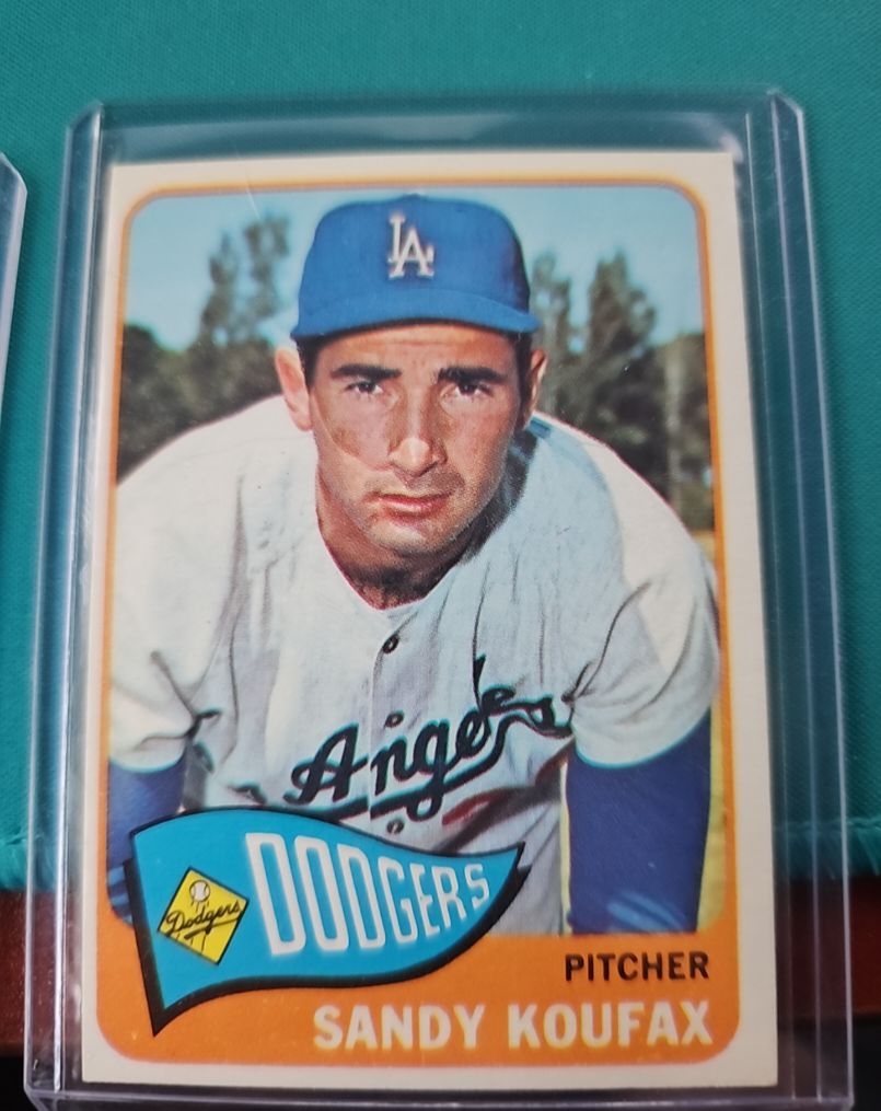 1965 Topps #300 Sandy Koufax — front