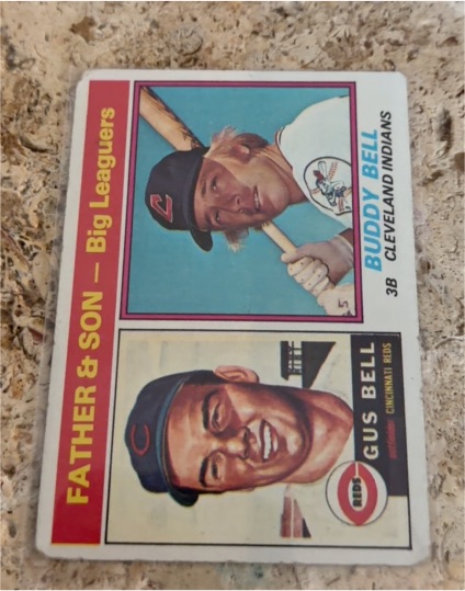 1976 Topps #66 Father & Son Buddy Bell, Gus Bell — front