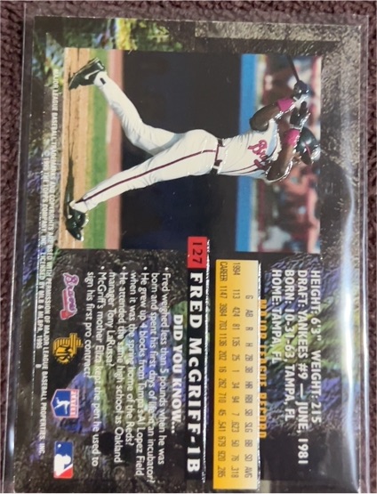 1995 Fleer #127 Fred McGriff — front
