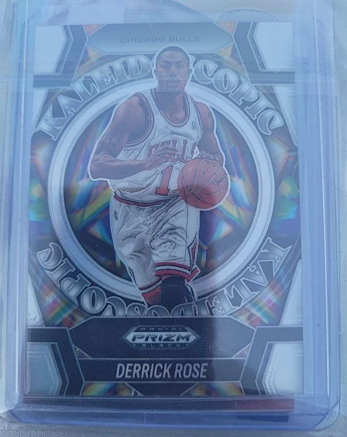 2024-25 Panini Prizm Black Kaleidoscopic #30 Derrick Rose — front