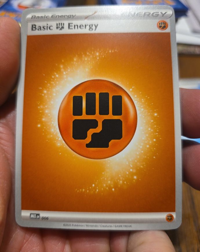 2025 Pokémon #006 Basic Fighting Energy — front