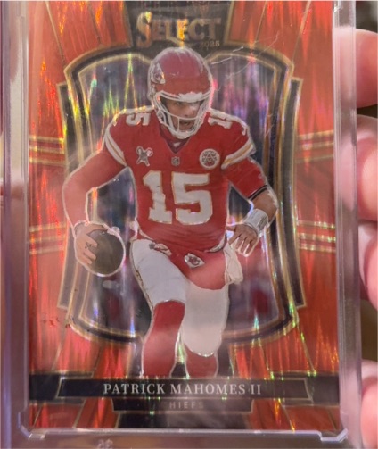 2024 Panini Select Concourse #33 Patrick Mahomes II — front