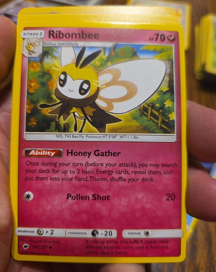 2017 Pokémon Burning Shadows #96 Ribombee — front