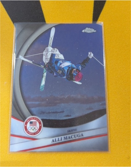2026 Topps Chrome #67 Alli Macuga — front