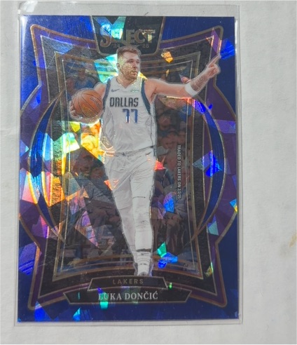 2024-25 Panini Select #56 Luka Dončić Blue Cracked Ice Prizm — front
