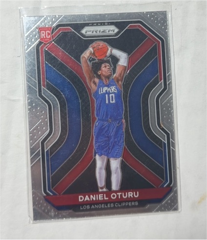 2020-21 Panini Prizm #279 Daniel Oturu — front