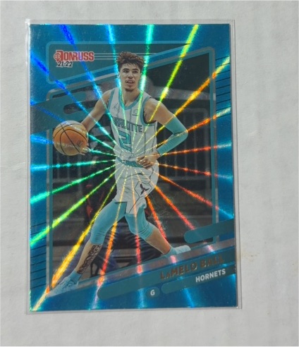 2021-22 Panini Donruss #111 LaMelo Ball — front
