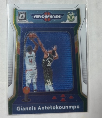 2020-21 Donruss Optic #1 Giannis Antetokounmpo Air Defense — front