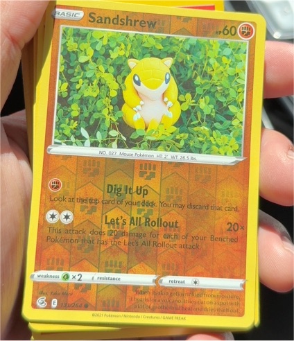 2021 Pokémon TCG Fusion Strike #131 Sandshrew — front