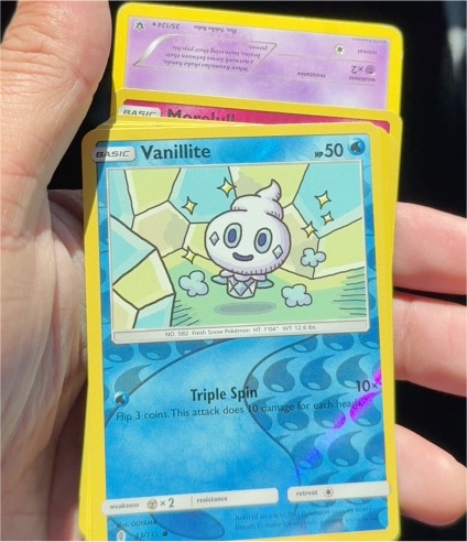 2017 Pokémon SM Guardians Rising #33 Vanillite — front