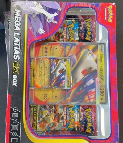 Mega Latias EX Box — front