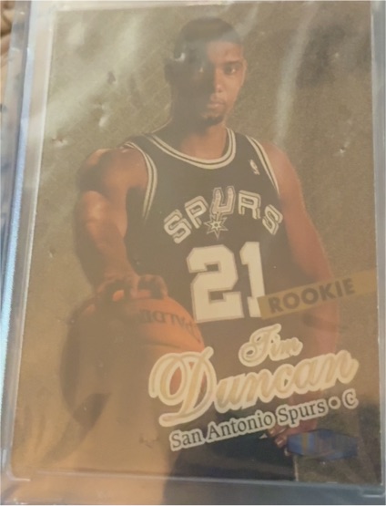 1997-98 Fleer Ultra Gold Medallion #131G Tim Duncan Rookie — front