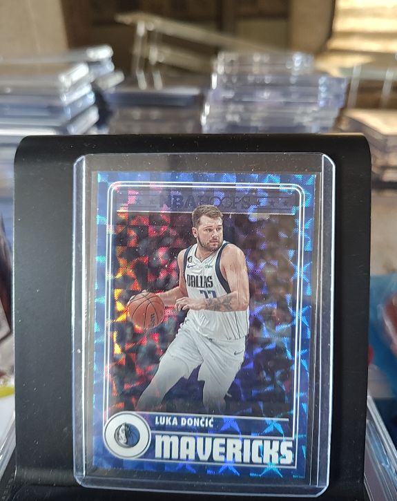 2023-24 Panini NBA Hoops #295 Luka Doncic — front