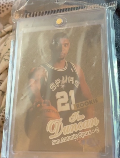 1997-98 Fleer Ultra #131G Tim Duncan Gold Medallion Rookie — front