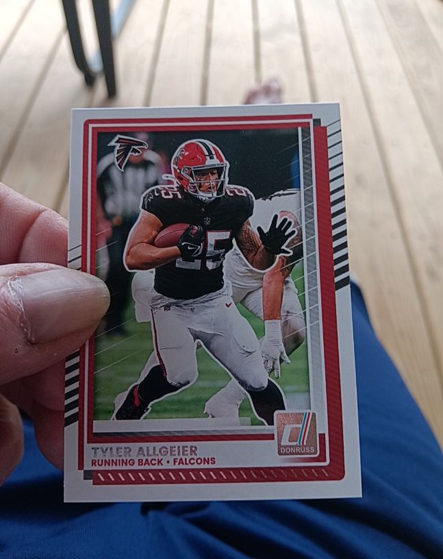 2025 Panini Donruss #41 Tyler Allgeier — front