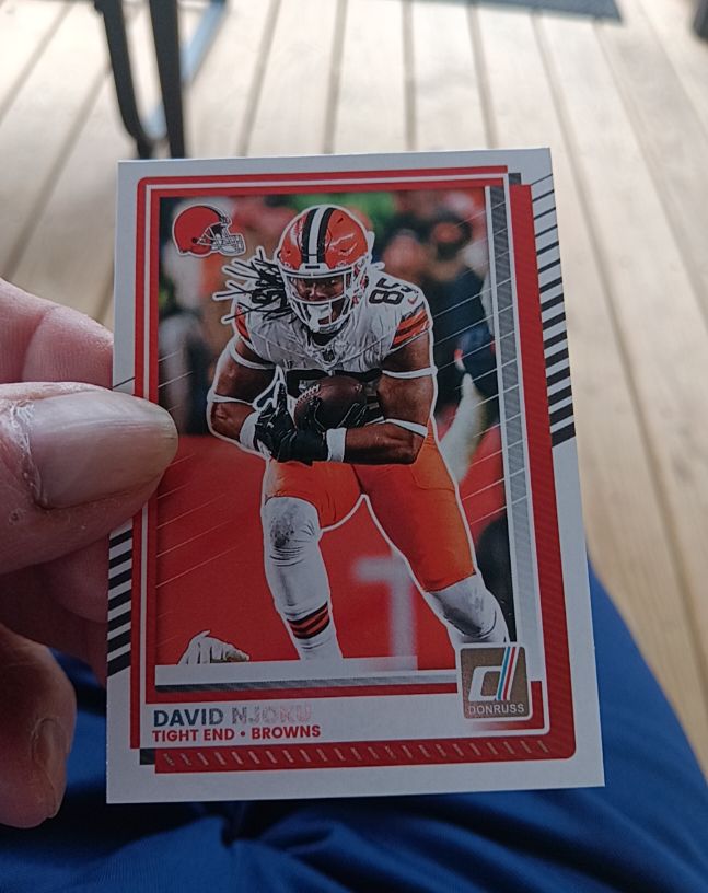2025 Panini Donruss #98 David Njoku — front