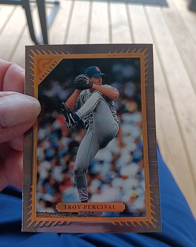 1997 Topps Gallery #140 Troy Percival — front