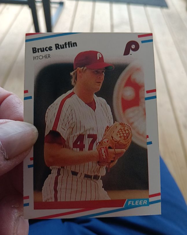 1988 Fleer #313 Bruce Ruffin — front
