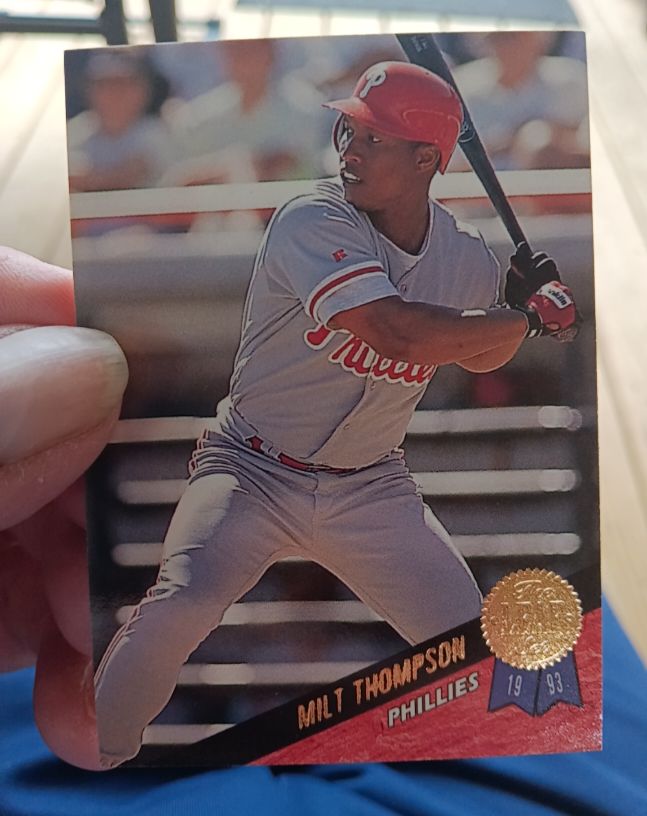 1993 Leaf #417 Milt Thompson — front