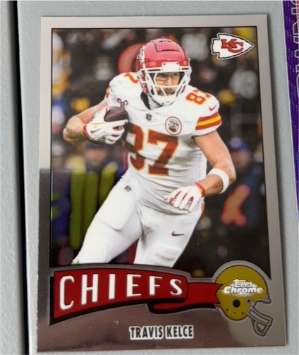 2025 Topps Chrome 1975 Retro #1975-17 Travis Kelce — front