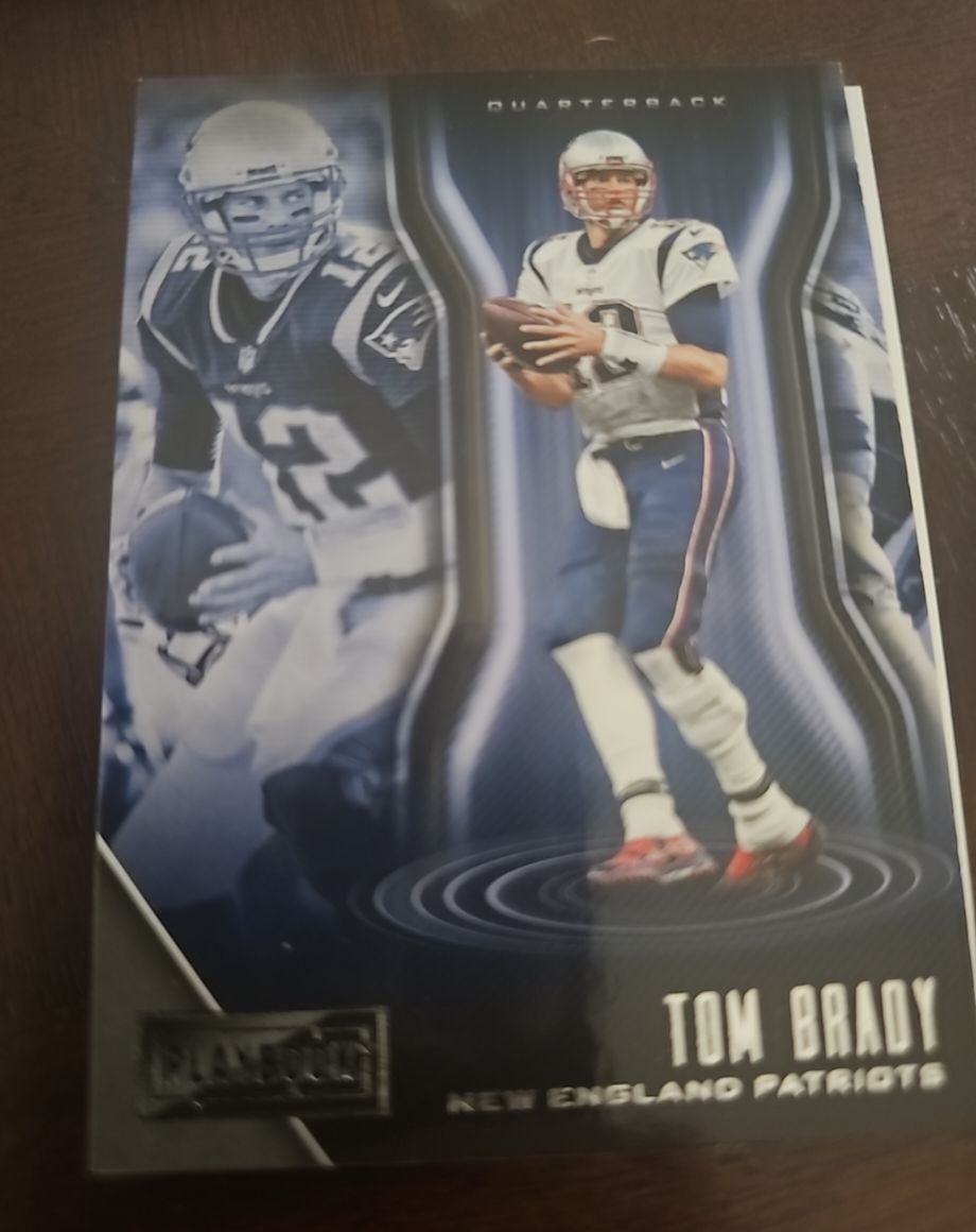 2018 Panini Playbook #1 Tom Brady — front