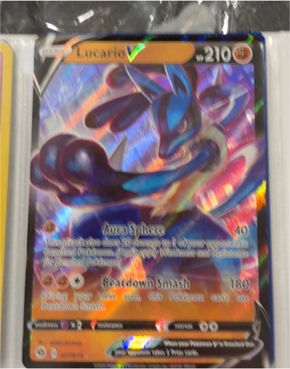 2020 Pokémon TCG Champion's Path #27 Lucario V — front