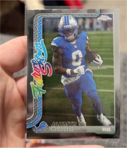 2025 Topps Chrome #FS-10 Jahmyr Gibbs Future Stars — front