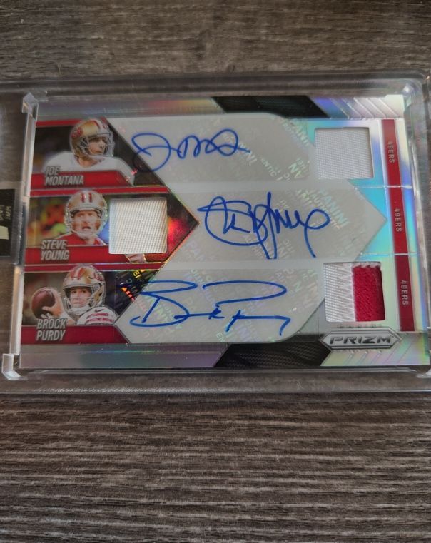 2025 Panini Prizm Triple Patch Auto #Joe Montana/Steve Young/Brock Purdy — front