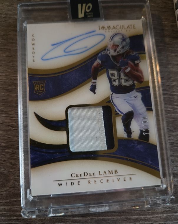 2020 Panini Immaculate #114 CeeDee Lamb Rookie Patch Auto — front